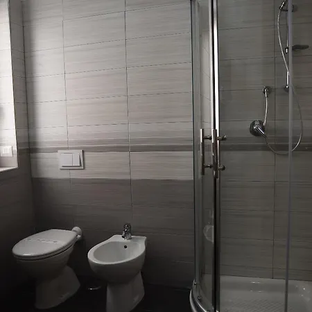 בית הארחה The Night סורנטו