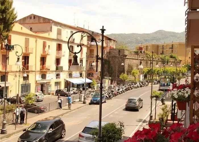 The Night Guest house 4*