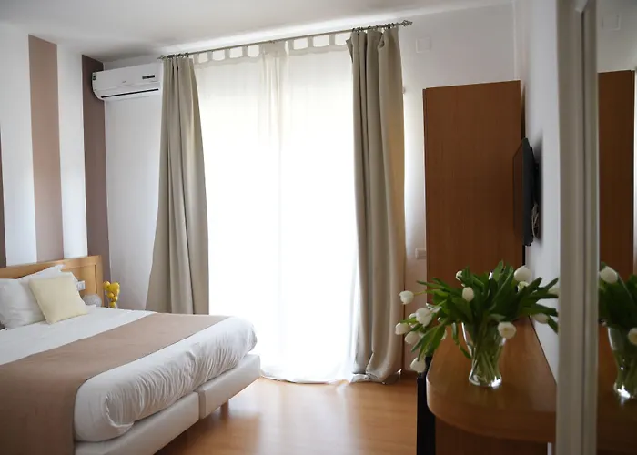 The Night 4* Sorrento